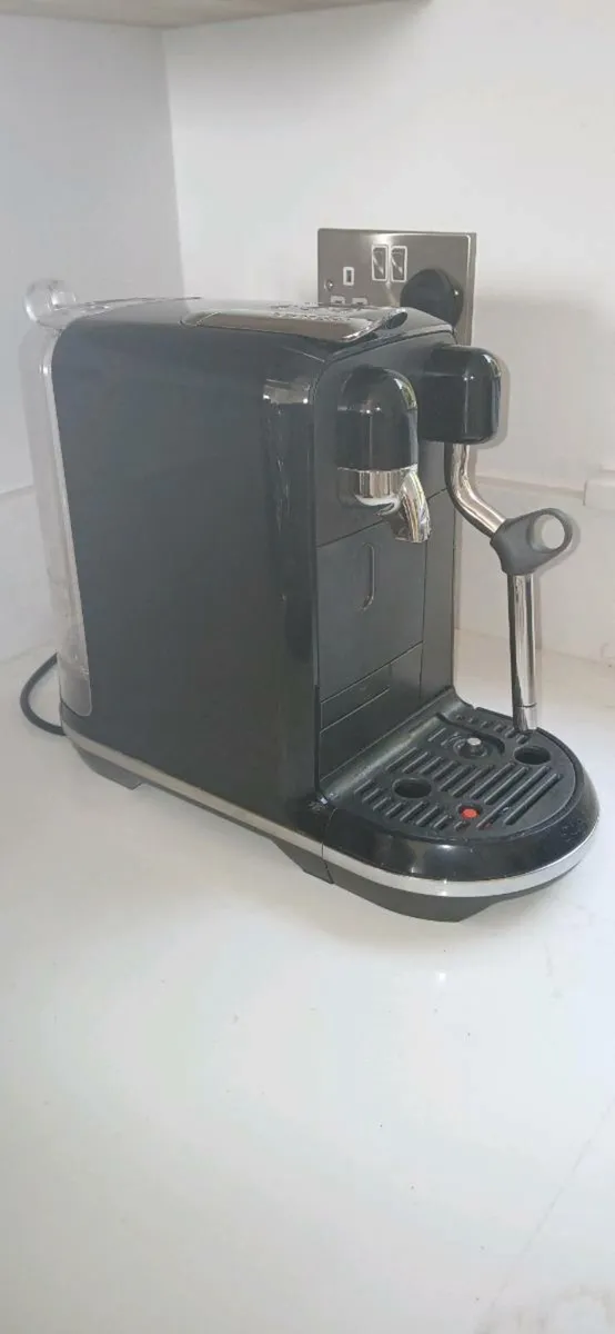 Nespresso Creatista uno coffee machine - Image 2