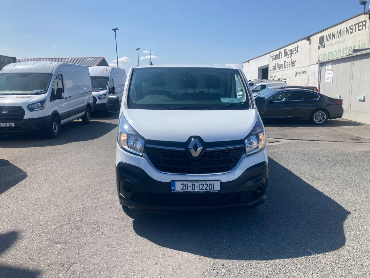 Renault Trafic 2021 - Image 2