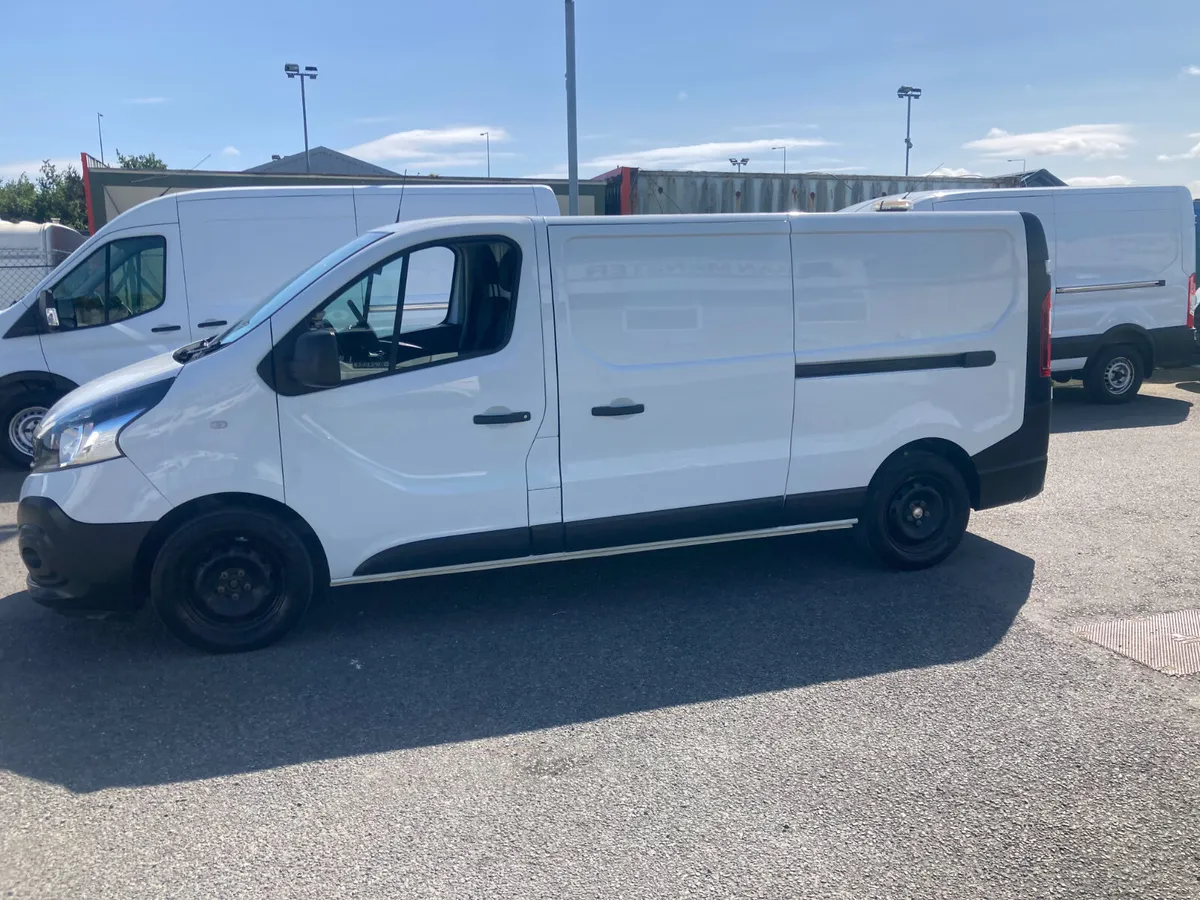 Renault Trafic 2021 - Image 4
