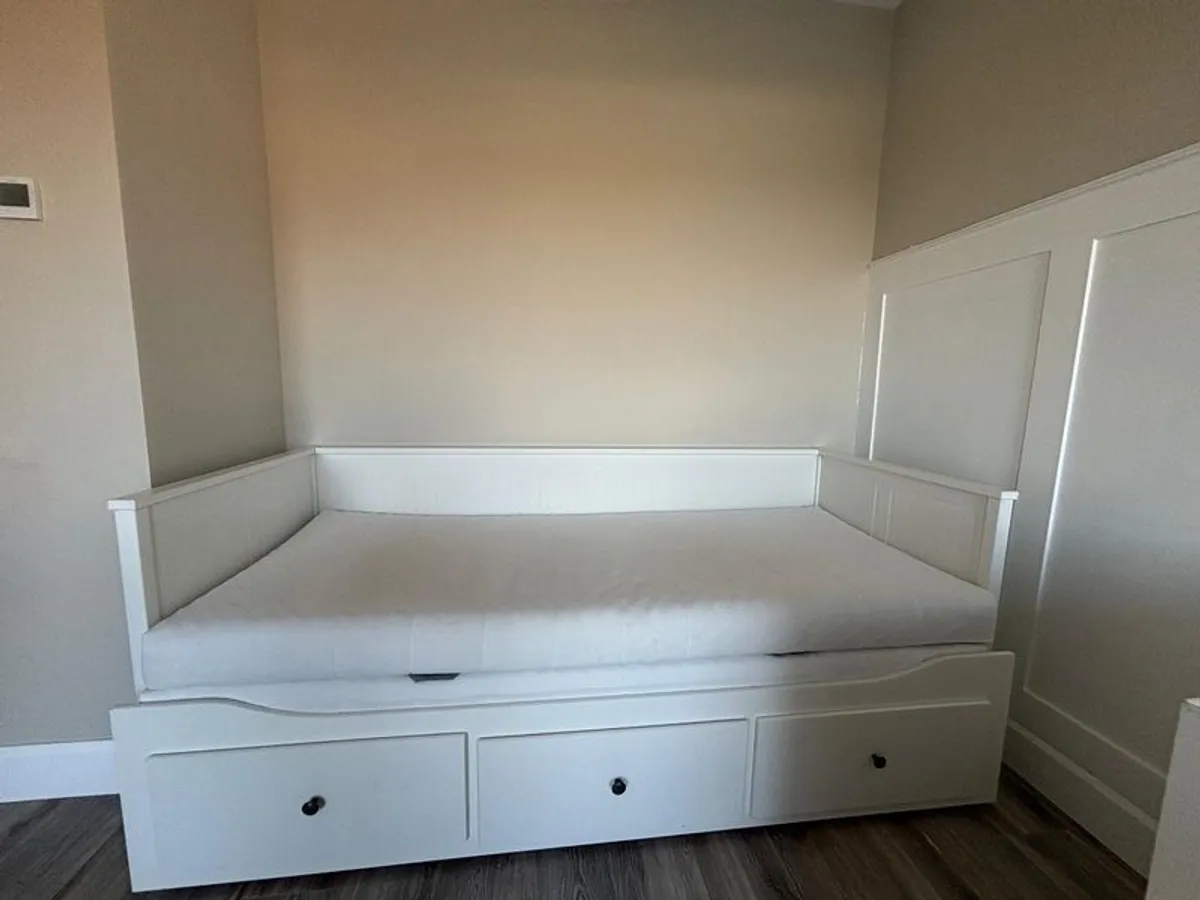 Day-bed - Image 3