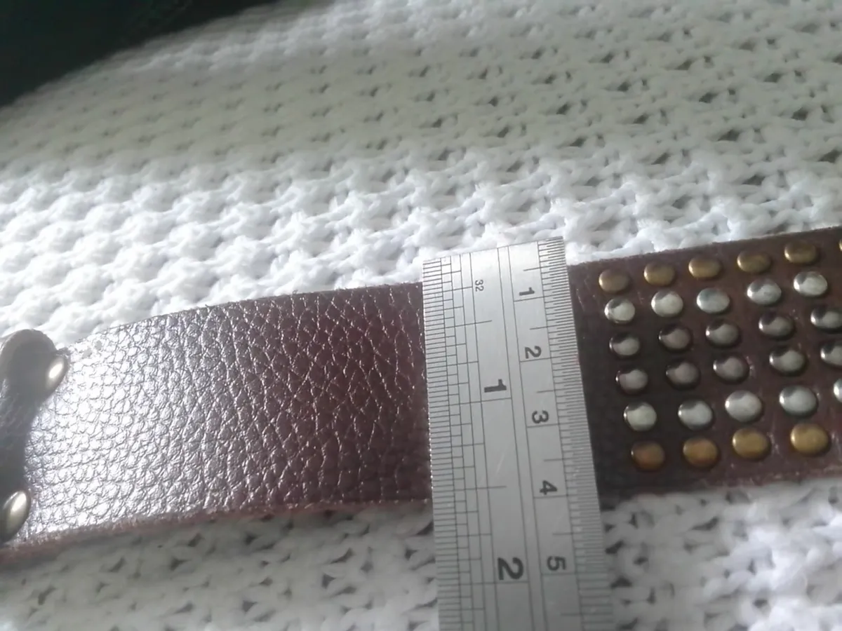 WAREHOUSE BROWN LEATHER STUDDED BELT M-L NEW - Image 3