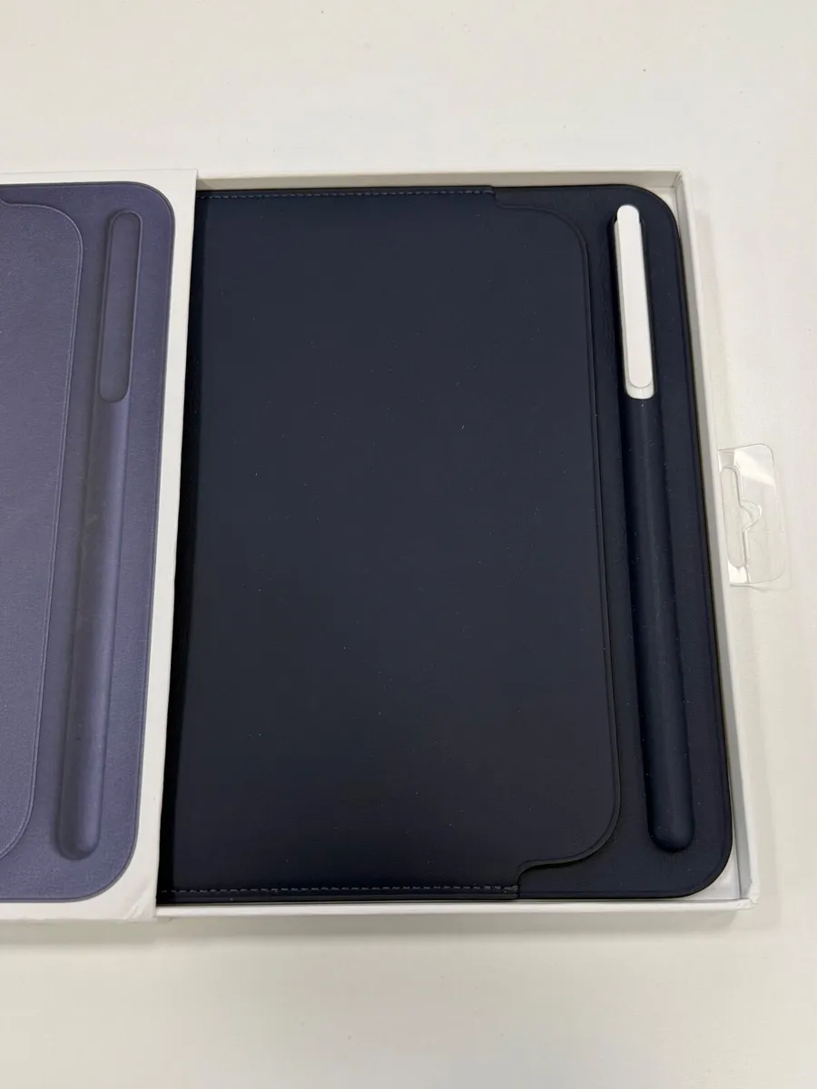 iPad Pro Leather Sleeve - Image 3
