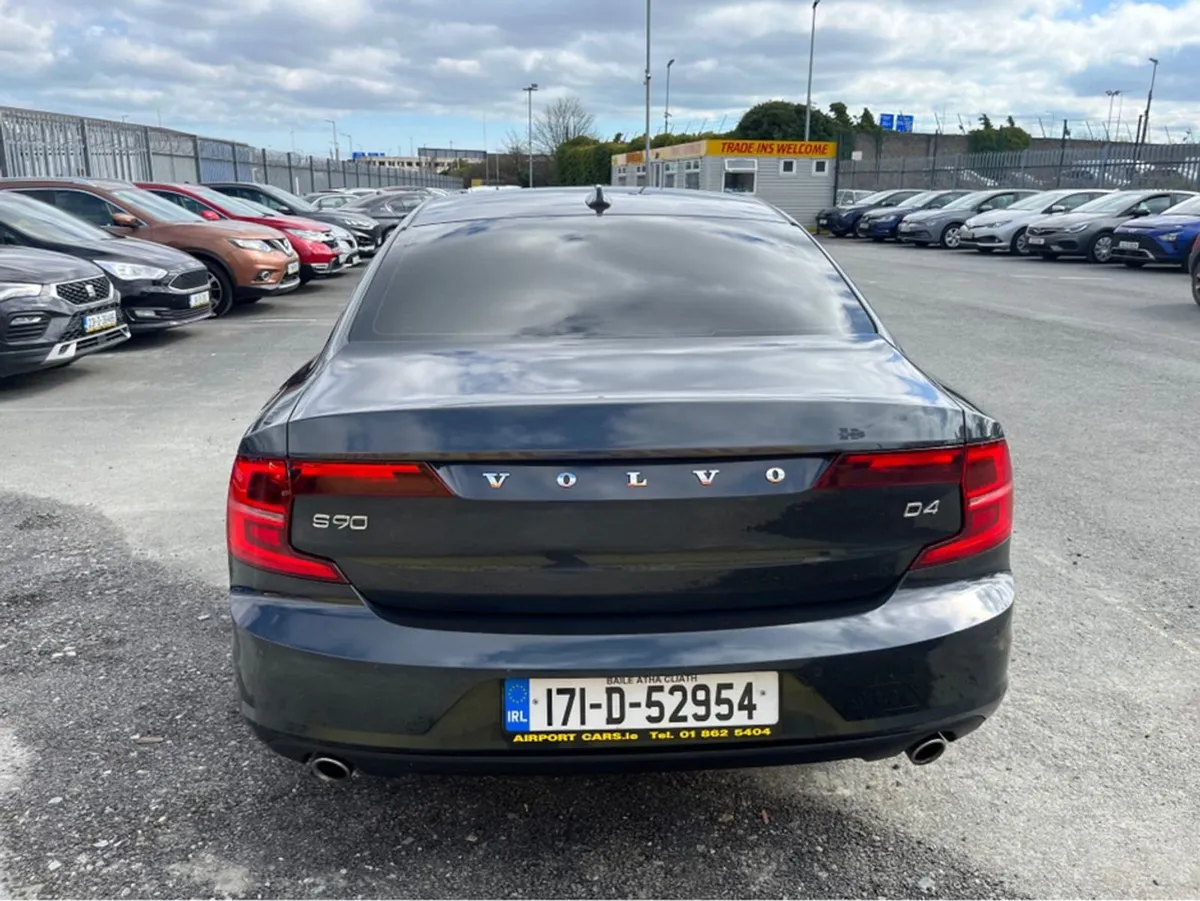 Volvo S90 D4 Momentum 190BHP 4DR Auto 2.0 TD Mome - Image 3