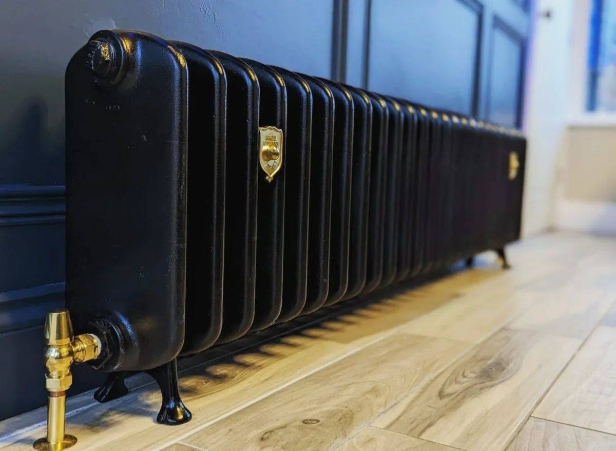 Cast iron radiators 🔥 fully restored 🔥 All sizes - Image 1