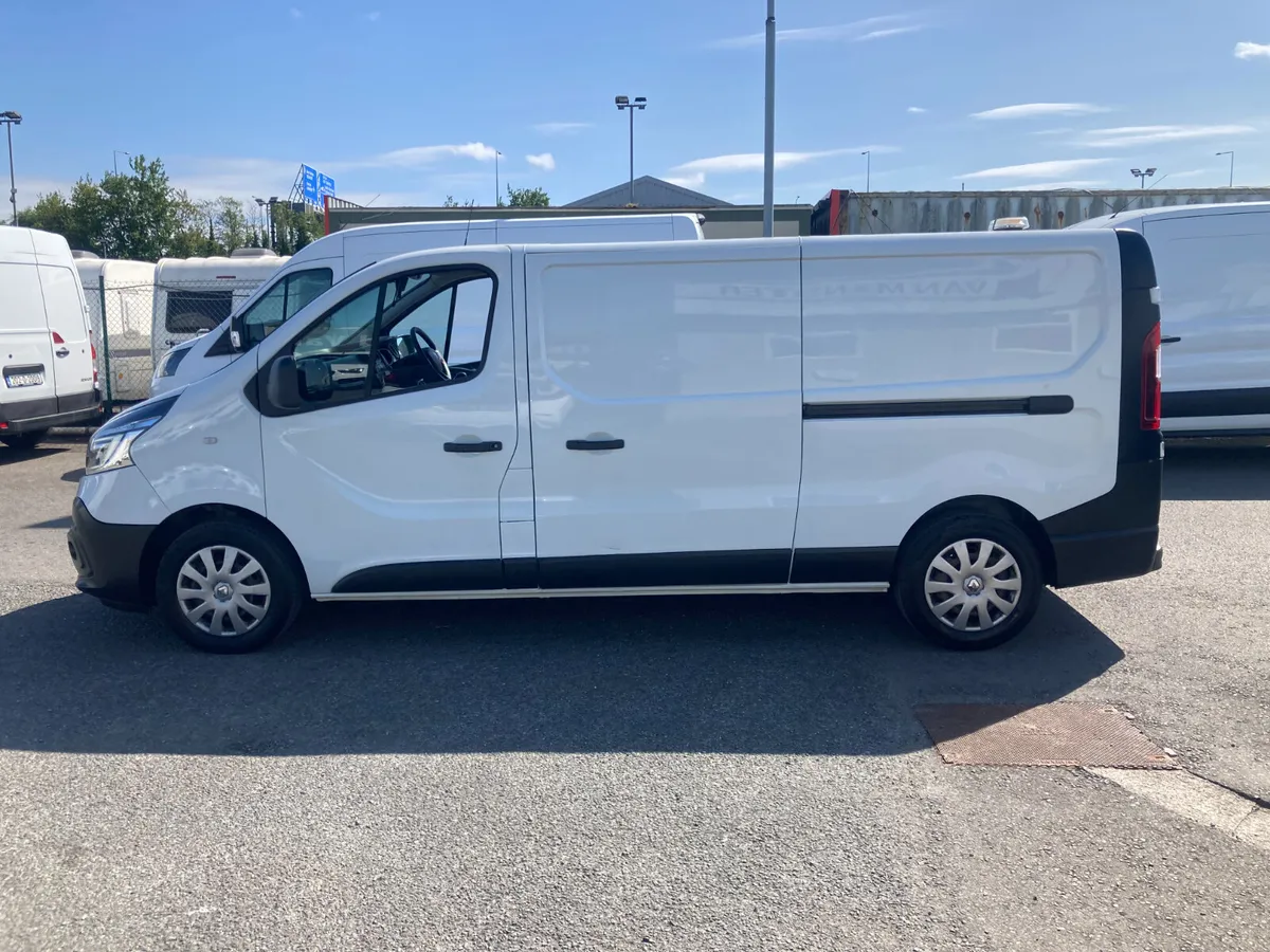 Renault Trafic 2020 - Image 4