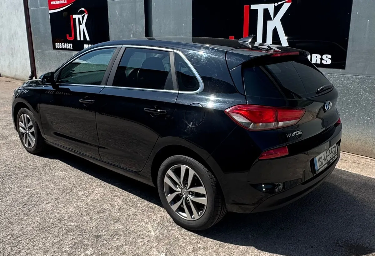 Hyundai i30 2018 - Image 3