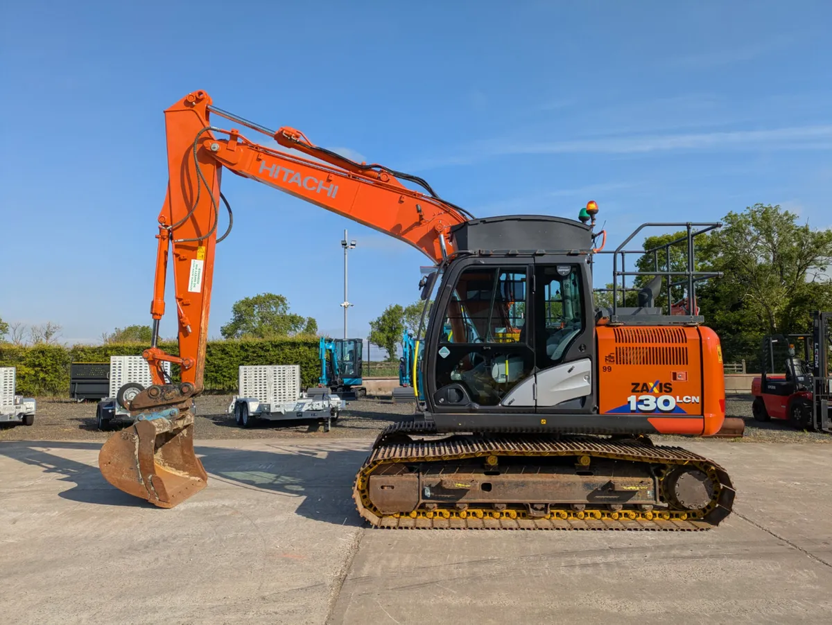 2021 HITACHI ZX130LCN-6 - Image 2