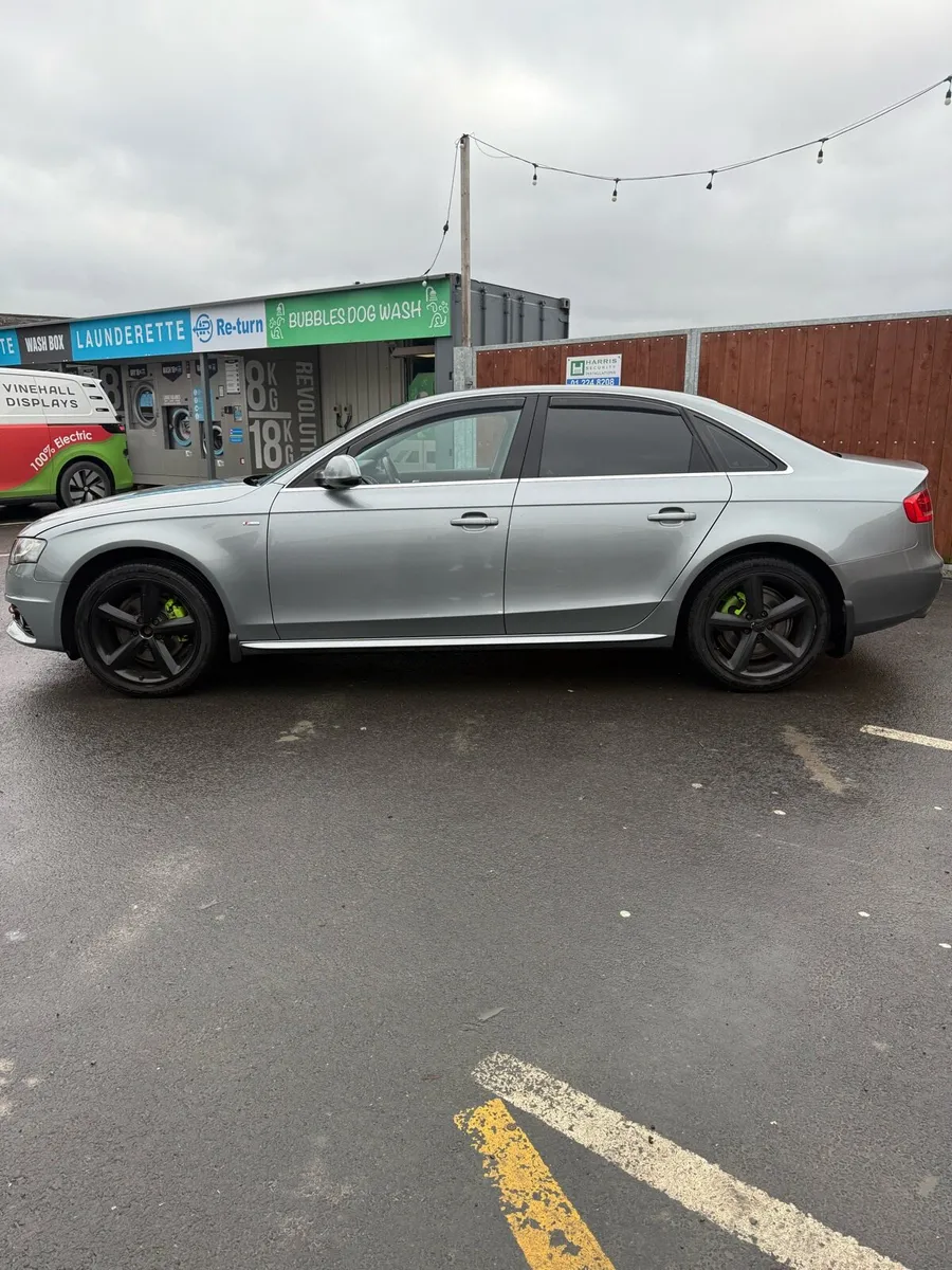 Audi A4 2.0 TDI Sline - Image 3