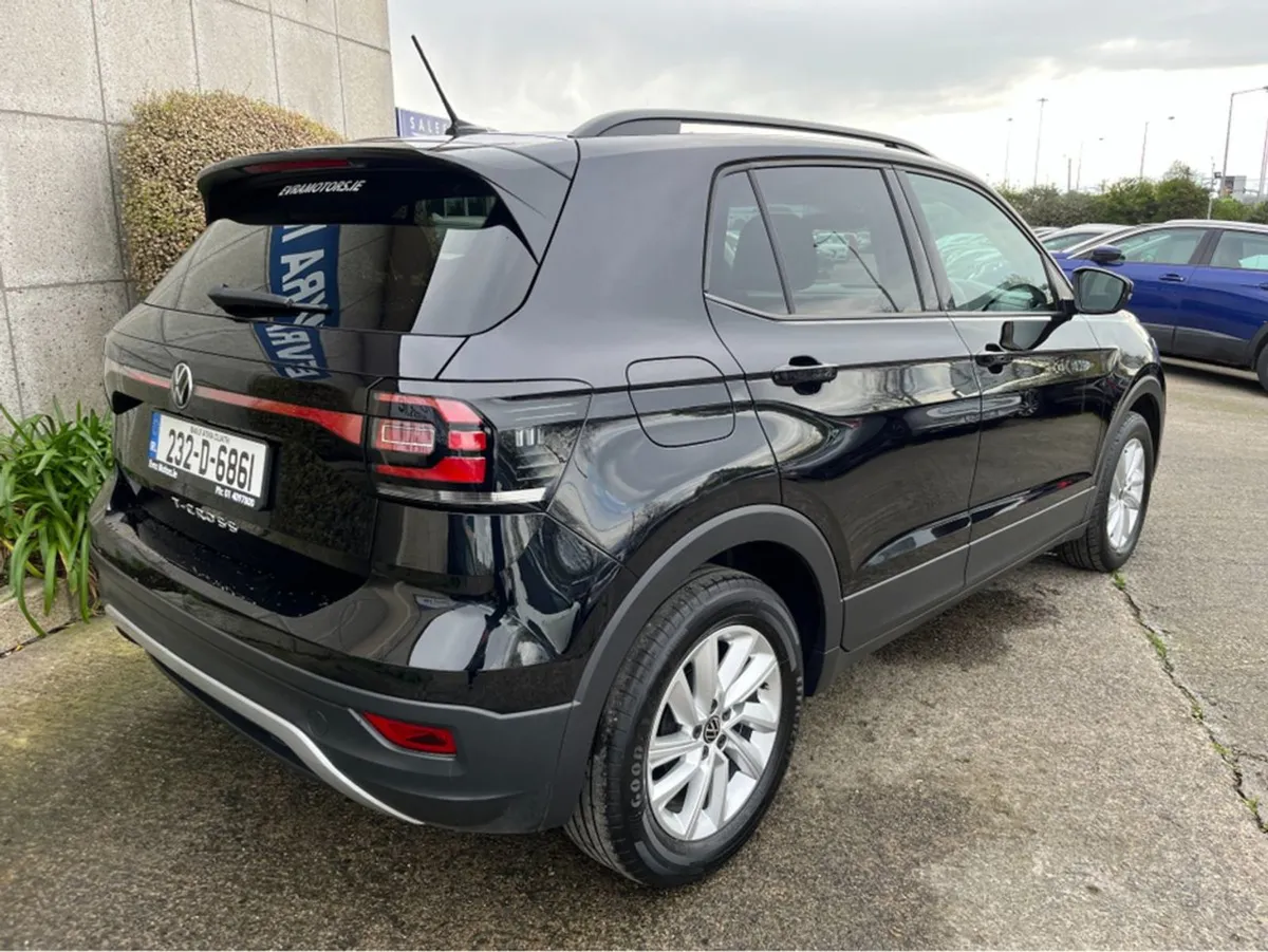 Volkswagen T-Cross Life 1.0 TSI Petrol - Image 4