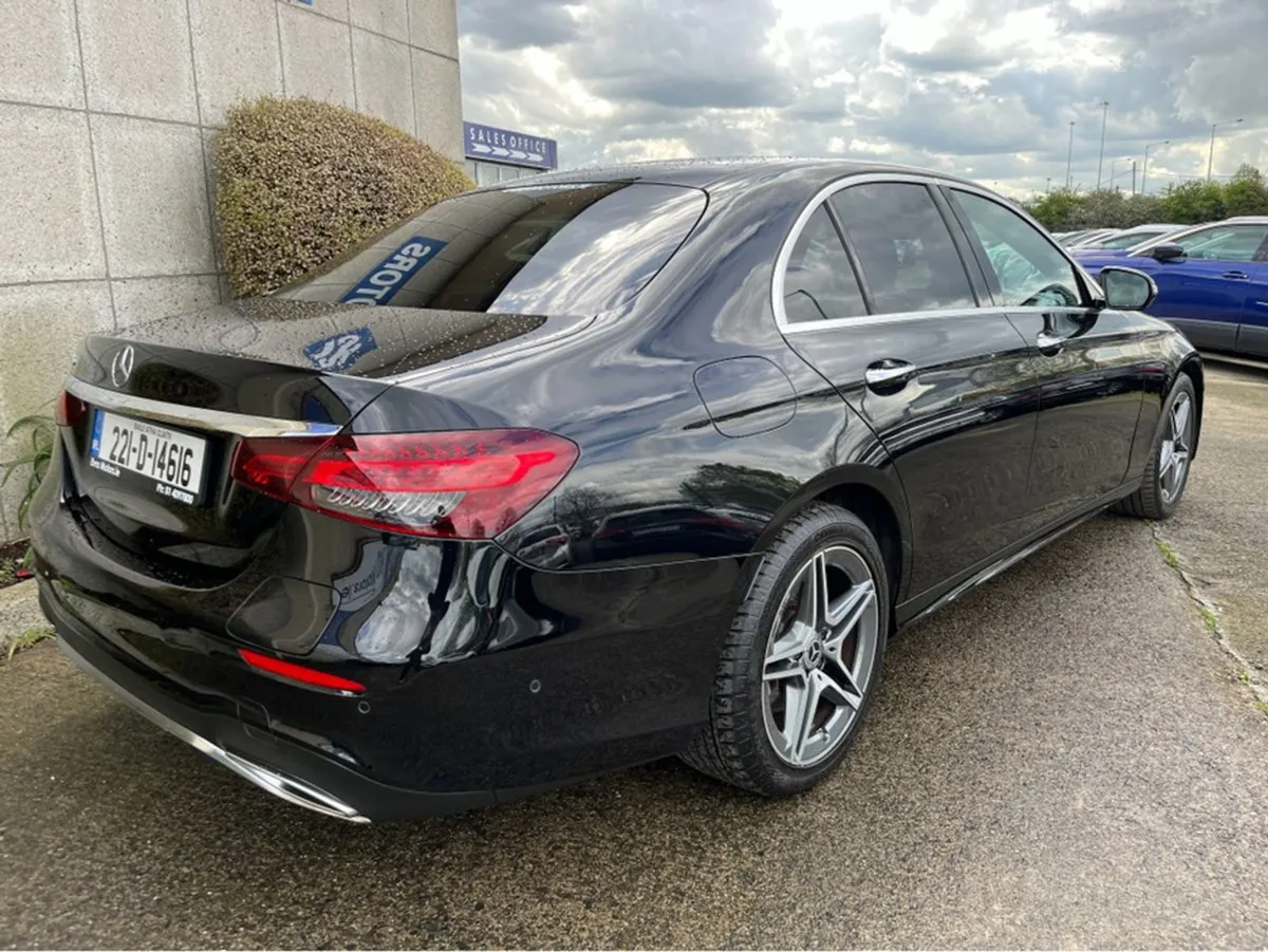 Mercedes-Benz E-Class E300e AMG 2.0 Petrol Plug I - Image 4