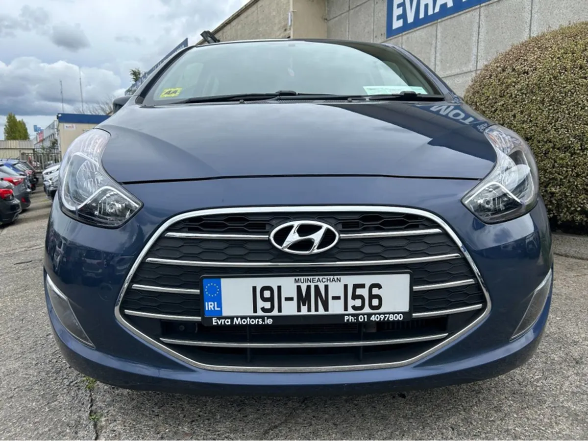 Hyundai ix20  summer Sales  1 000 Reduction  1.4 - Image 2