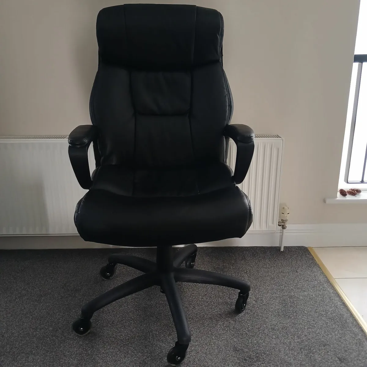 Executive office swivel chair - Image 3