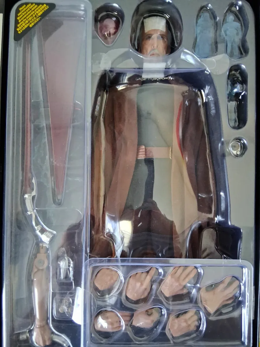 Hot Toys Star Wars Count Dooku - Image 3