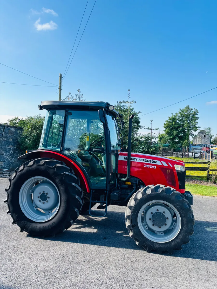 Massey Ferguson 3625 - Image 1