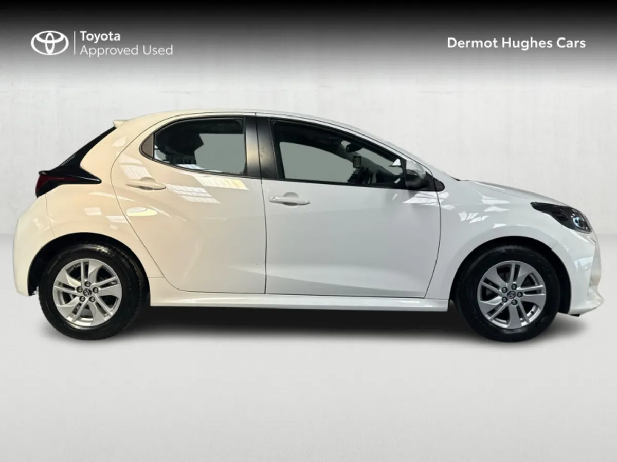 Toyota Yaris 1.0 LUNA 4DR - Image 3