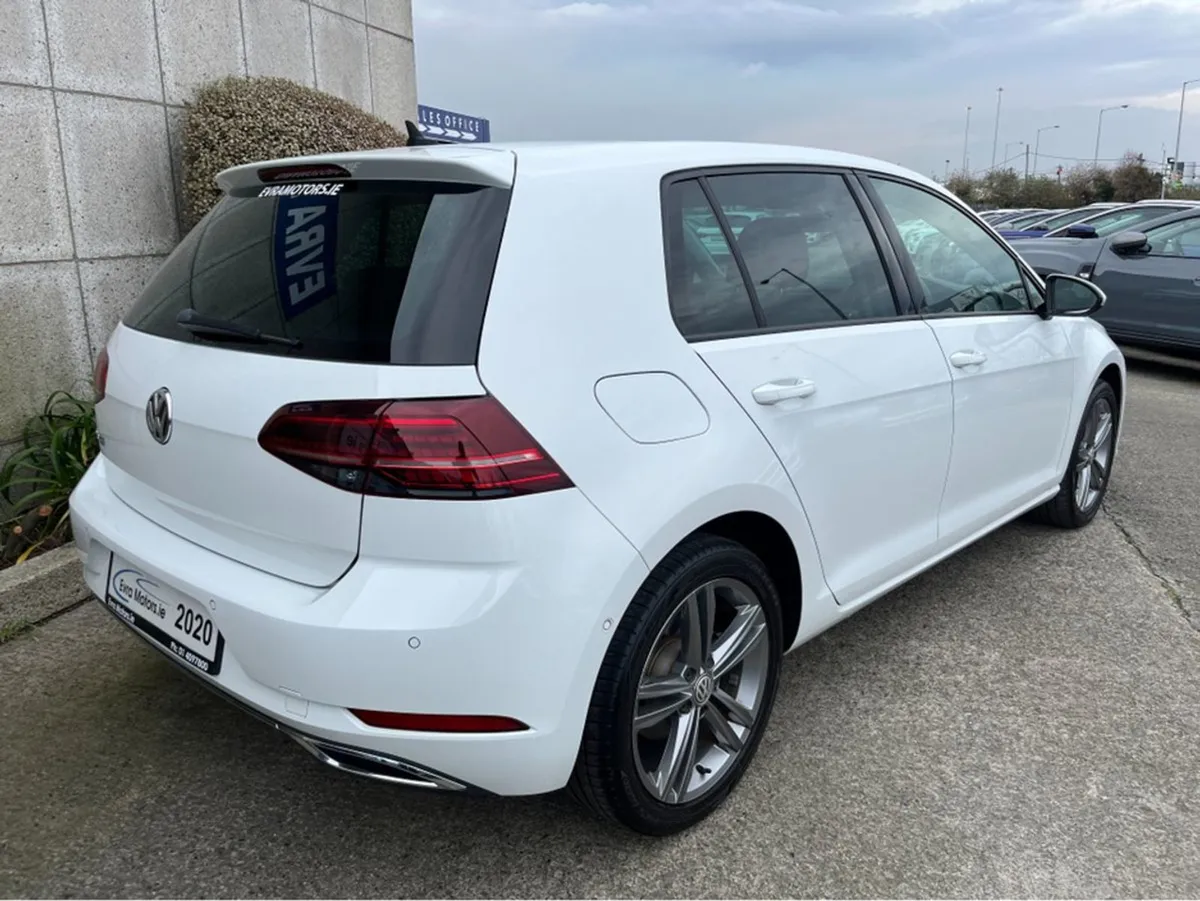Volkswagen Golf Highline Meister Automatic 1.4 Pe - Image 4