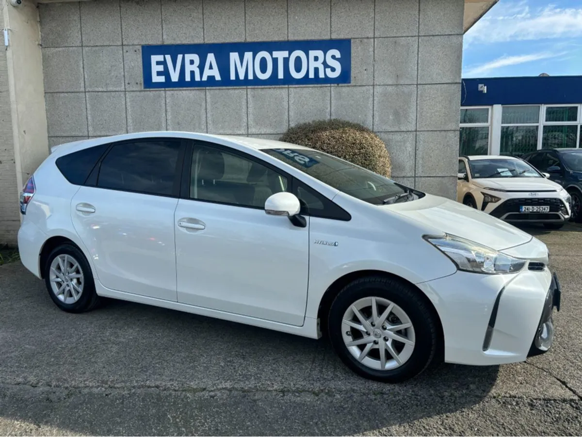 Toyota Prius 5 Seat Automatic Hybrid 1.8 Petrol / - Image 3