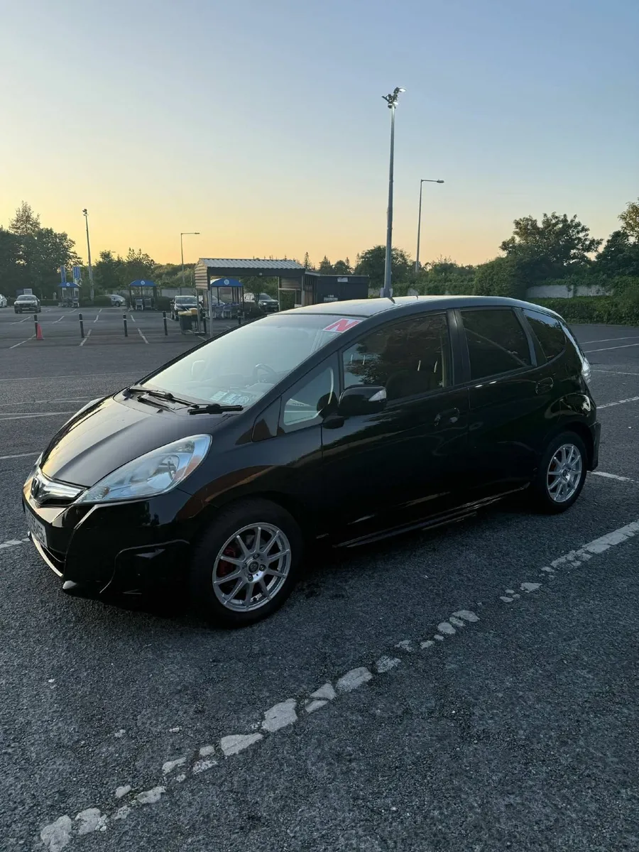 Honda Fit 2012 - Image 2