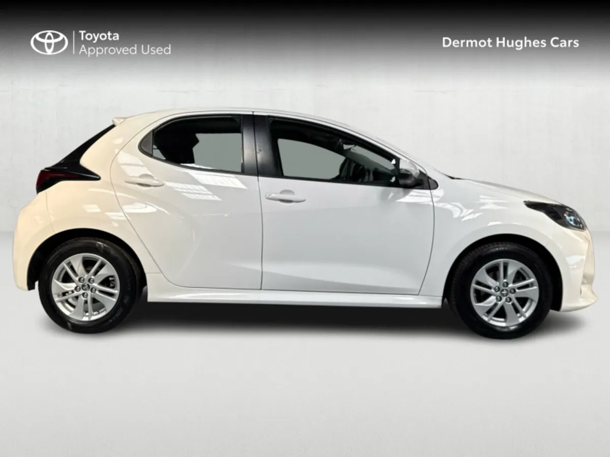 Toyota Yaris 1.0 LUNA 4DR - Image 3