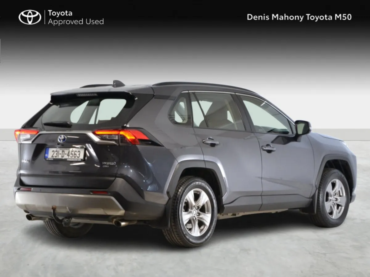 Toyota RAV4 Hybrid Luna - Image 2