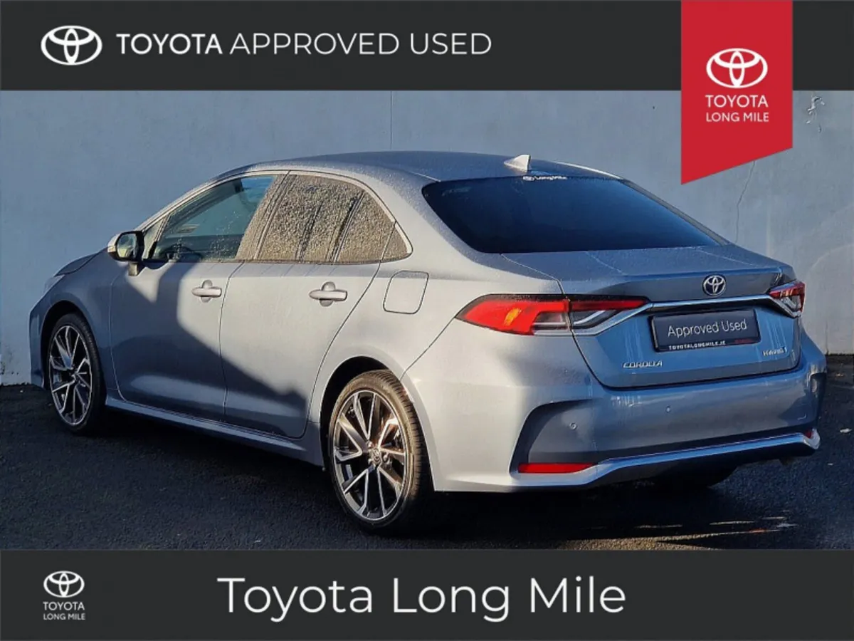 Toyota Corolla 1.8 Hybrid Sol 4dr - Image 2