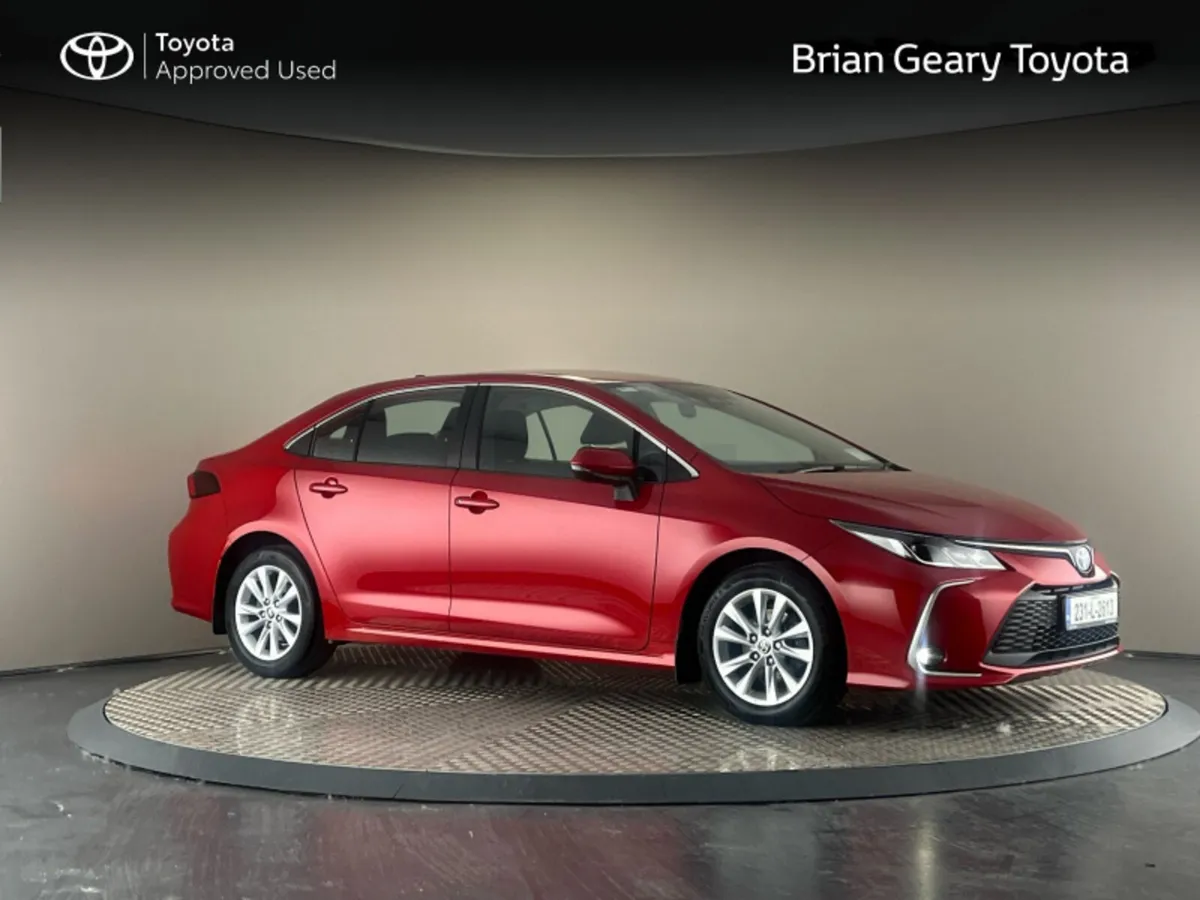 Toyota Corolla HYBRID LUNA SALOON - Image 1