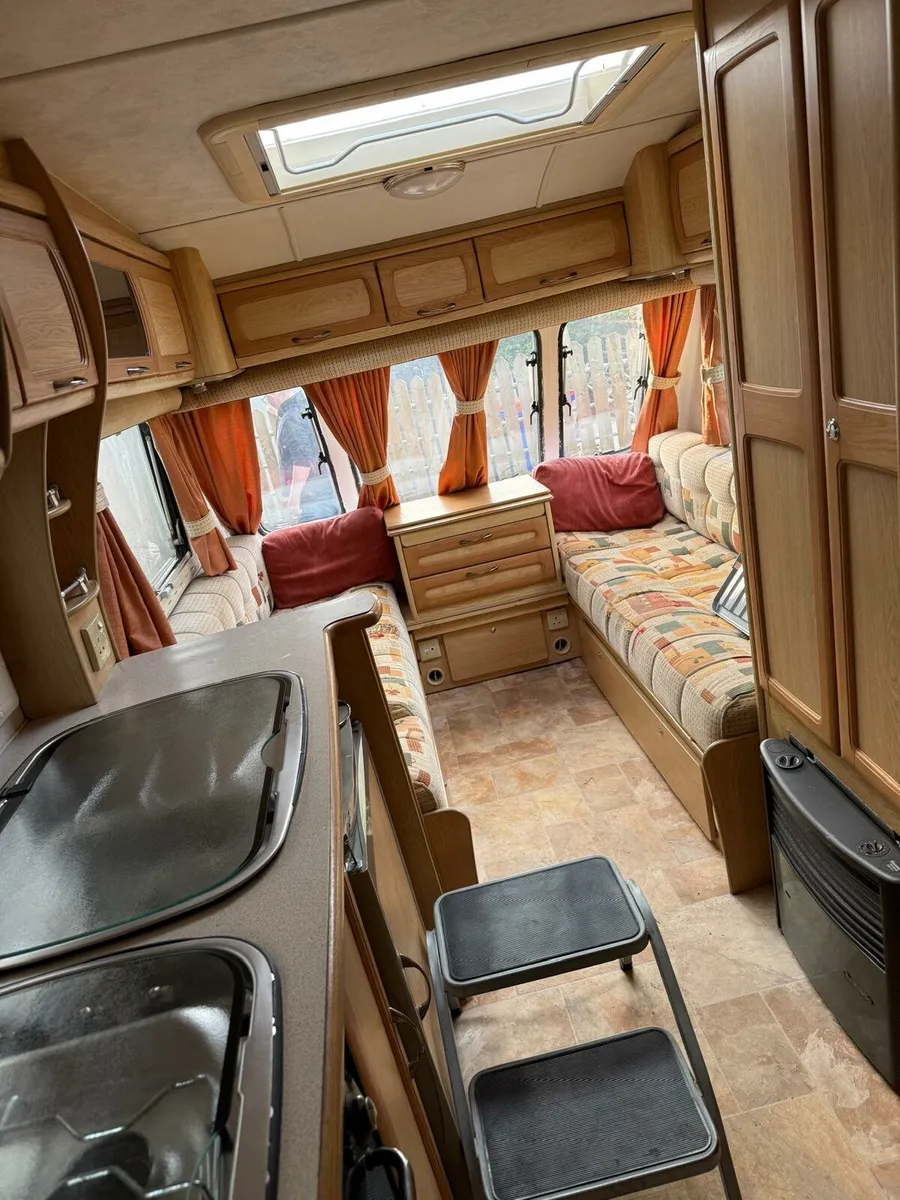 Elddis odyssey 5 berth caravan - Image 4