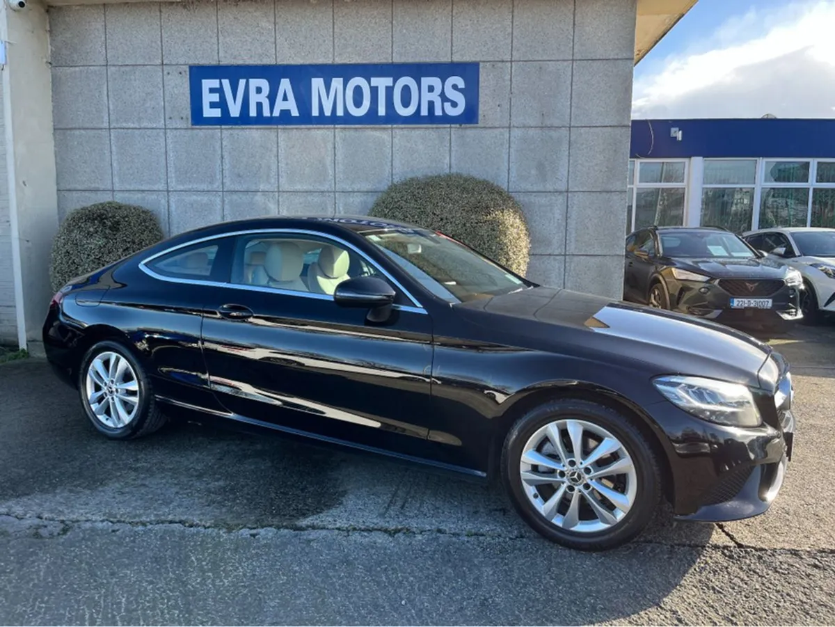 Mercedes-Benz C-Class Coupe C180 1.6 Petrol Manua - Image 3
