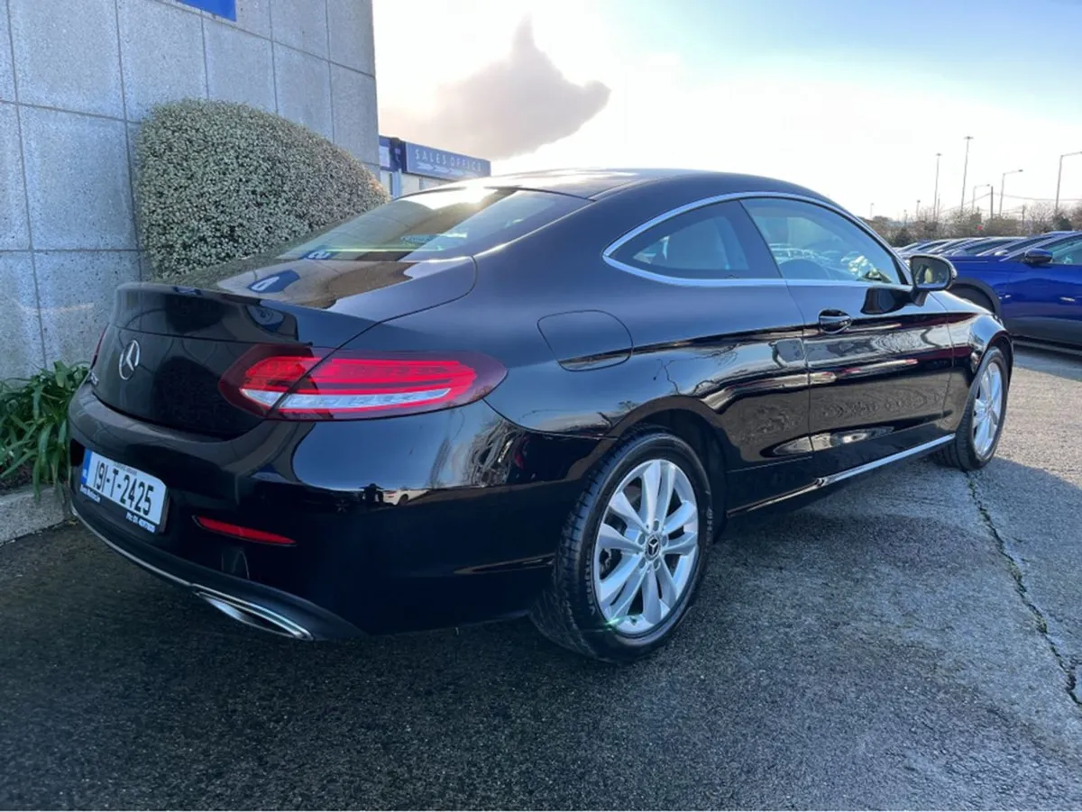 Mercedes-Benz C-Class Coupe C180 1.6 Petrol Manua - Image 4