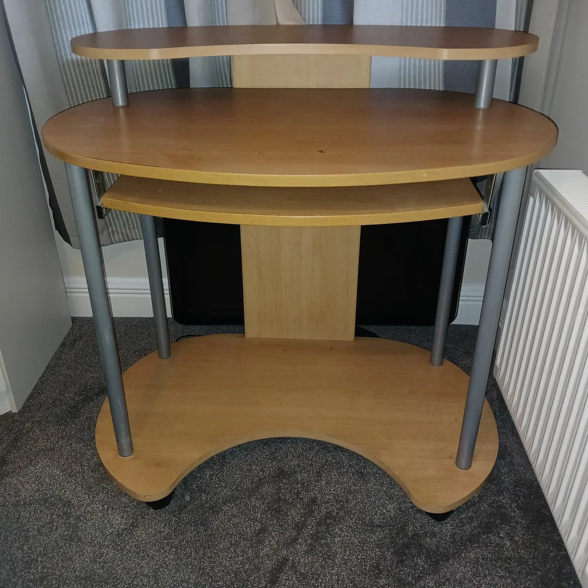 Computer Desk / Writing Desk - Image 1