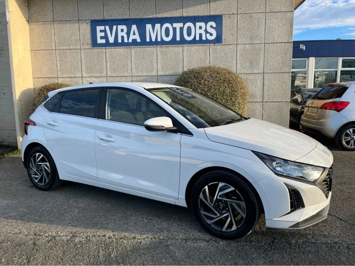 Hyundai i20 Deluxe Plus 1.2 Petrol - Image 3