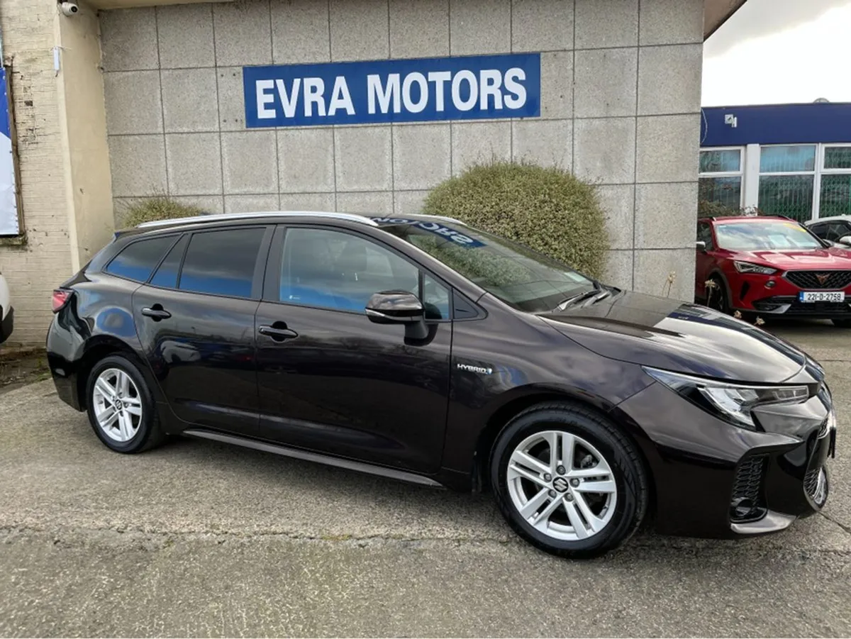 Suzuki Swace 1.8 Hybrid Petrol Sz-t Automatic - Image 2