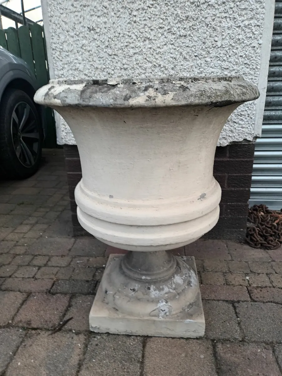 Concrete Planter Urn - Image 2