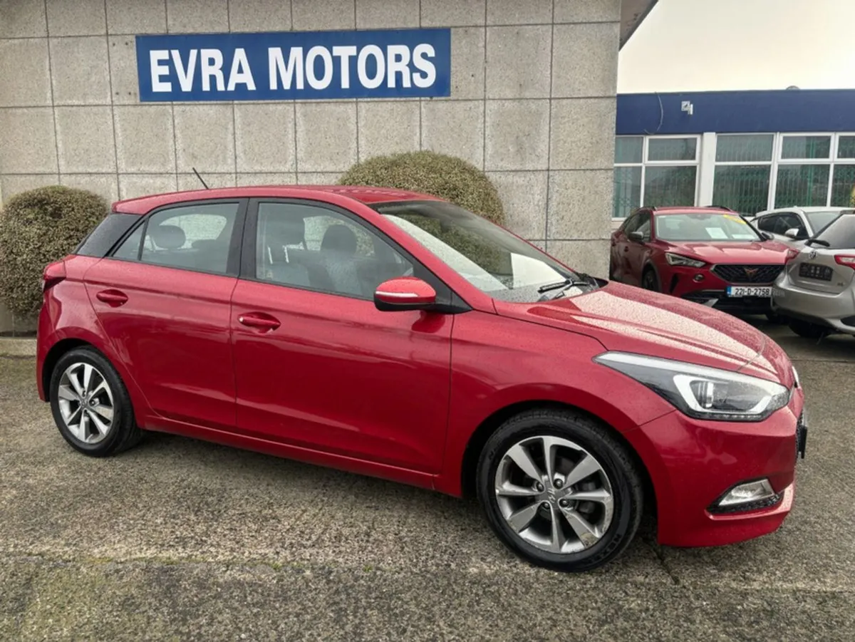 Hyundai i20 Active Deluxe 1.2 Petrol - Image 3