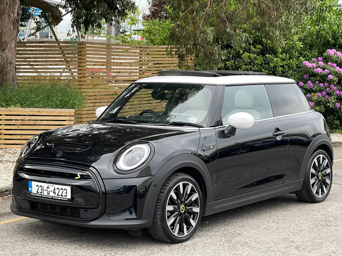 2023 MINI HATCH COOPER LEVEL 3*PAN ROOF*2 KEYS - Image 2