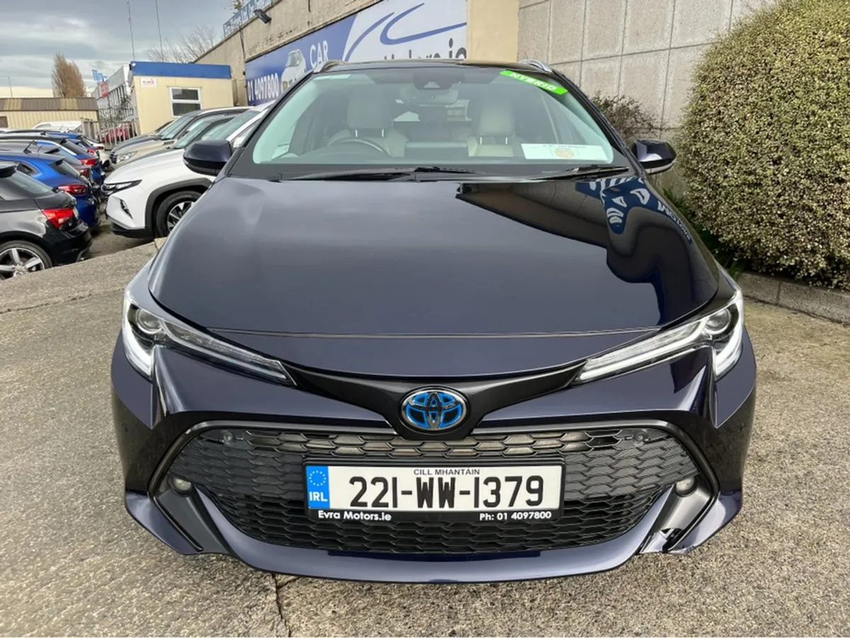 Toyota Corolla SOL Estate Automatic 1.8 Petrol Hy - Image 2