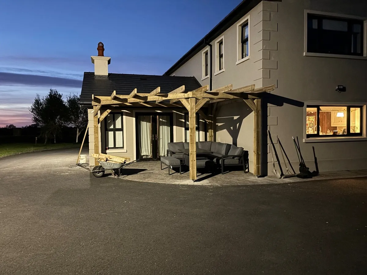 Pergolas/garden furniture - Image 2