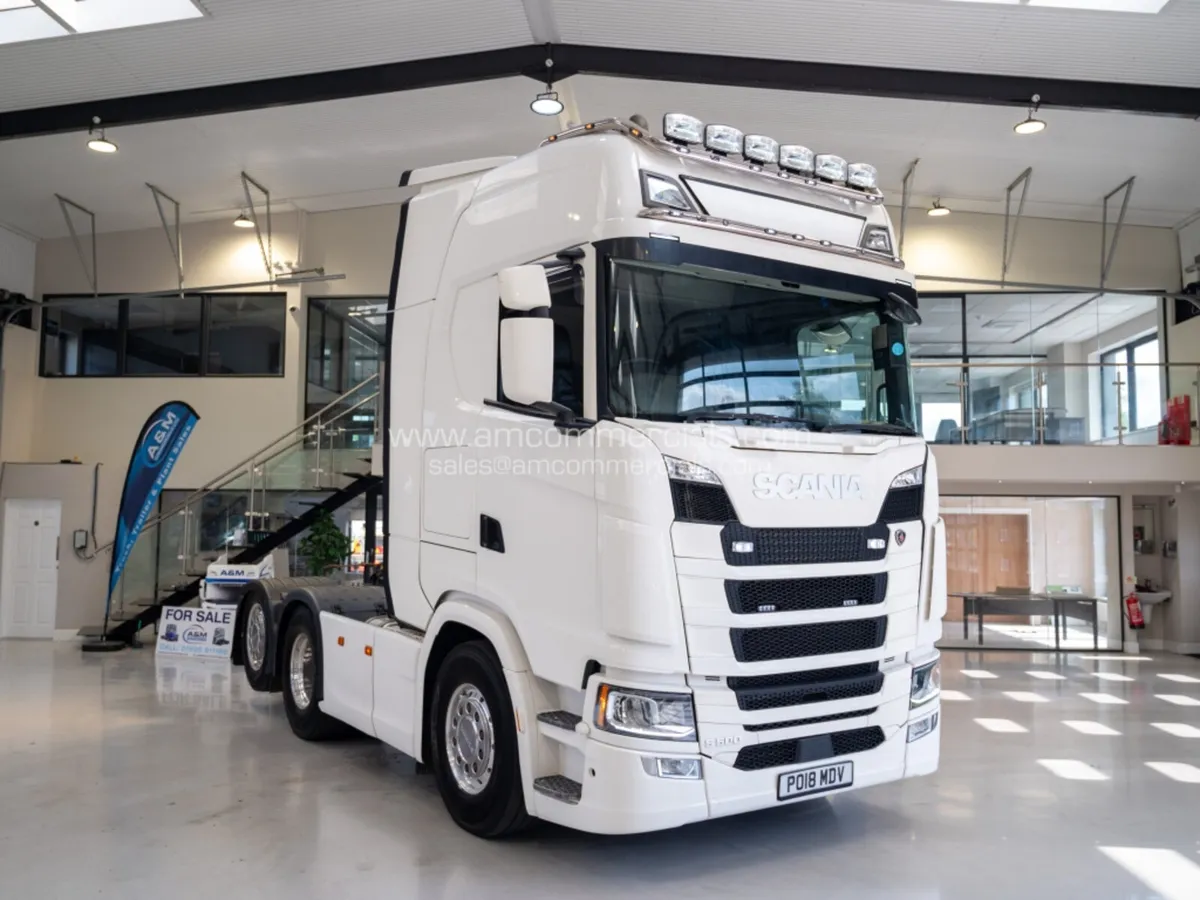 2018 (18) SCANIA S500 HIGHLINE 6X2 TAG - Image 1