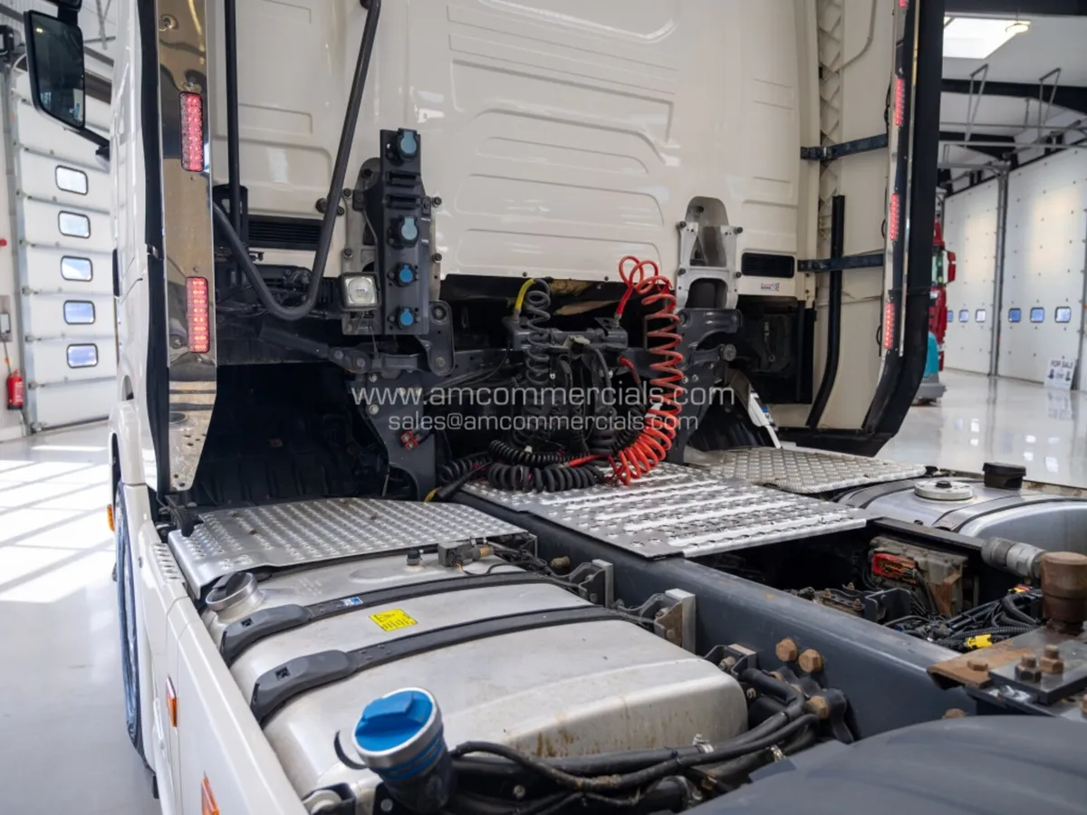 2018 (18) SCANIA S500 HIGHLINE 6X2 TAG - Image 4