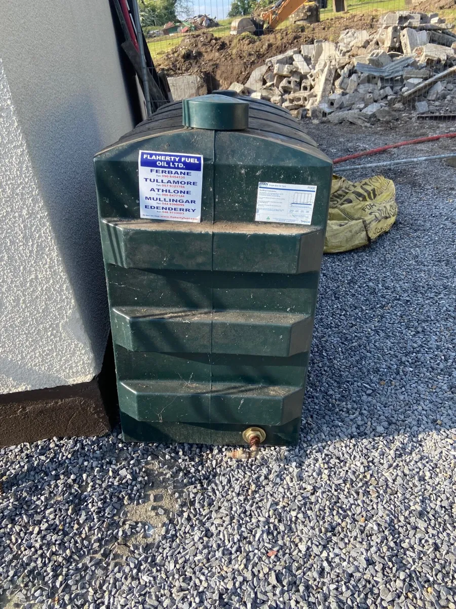 Oil tank - Image 2