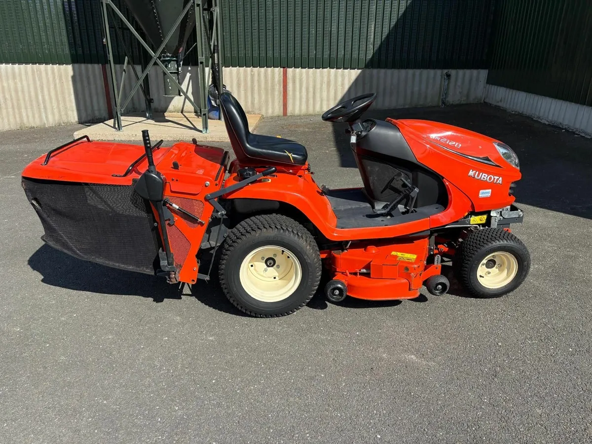 Kubota Ride on Lawnmower - Image 1