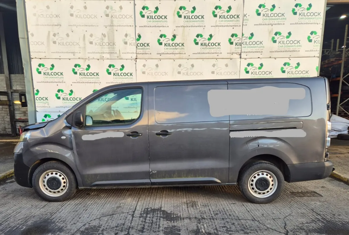 2021 VAUXHALL VIVARO