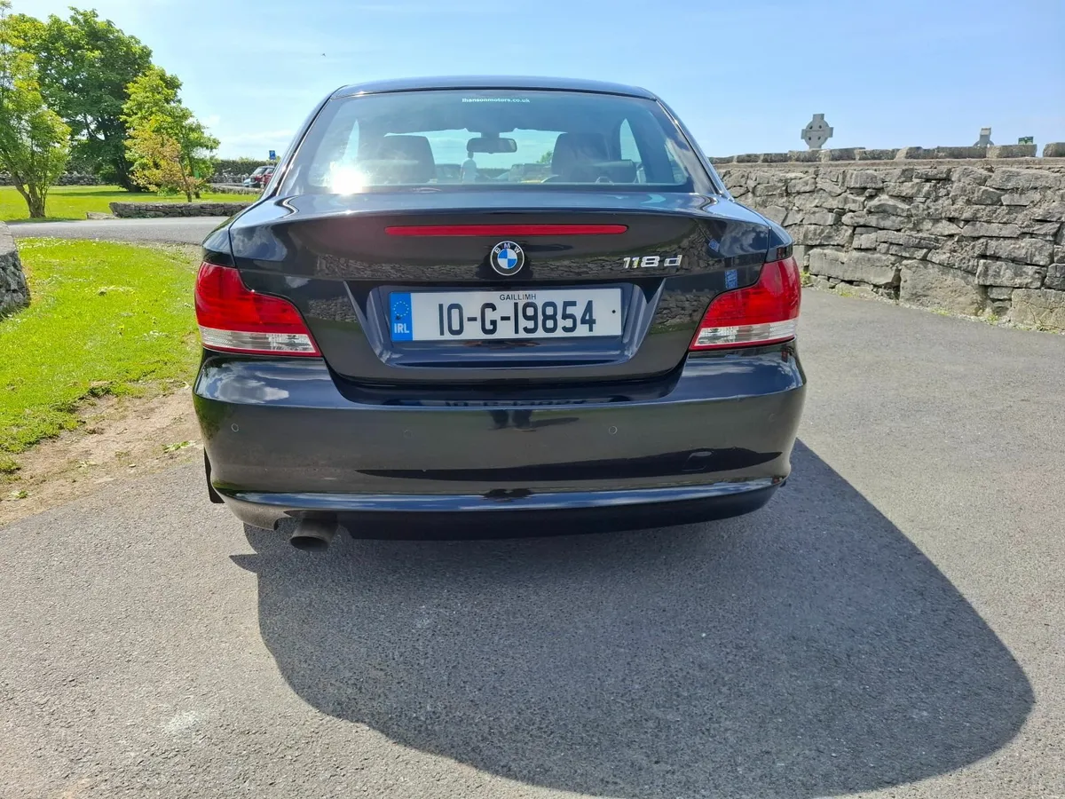 BMW 1-Series 2010 - Image 1