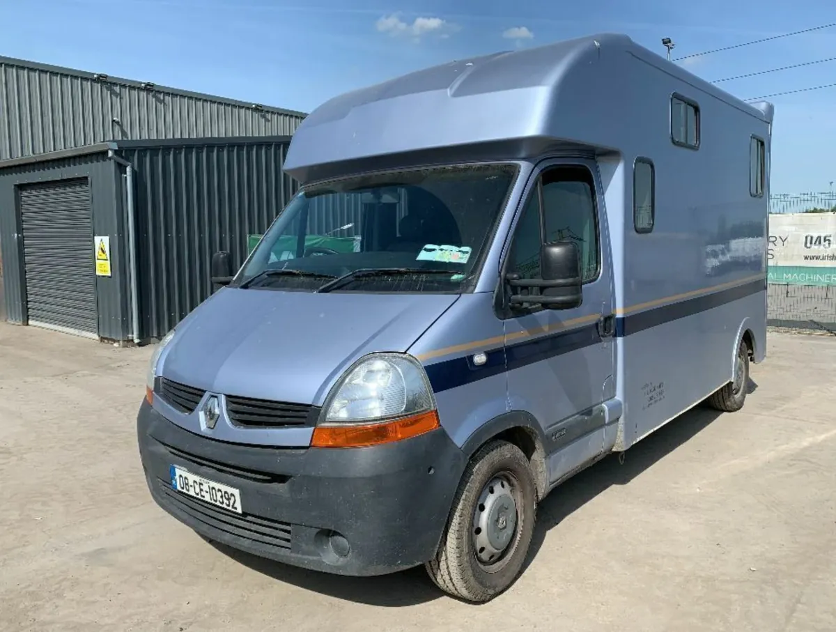 Renault Master 3.5T Horse Van - Image 1
