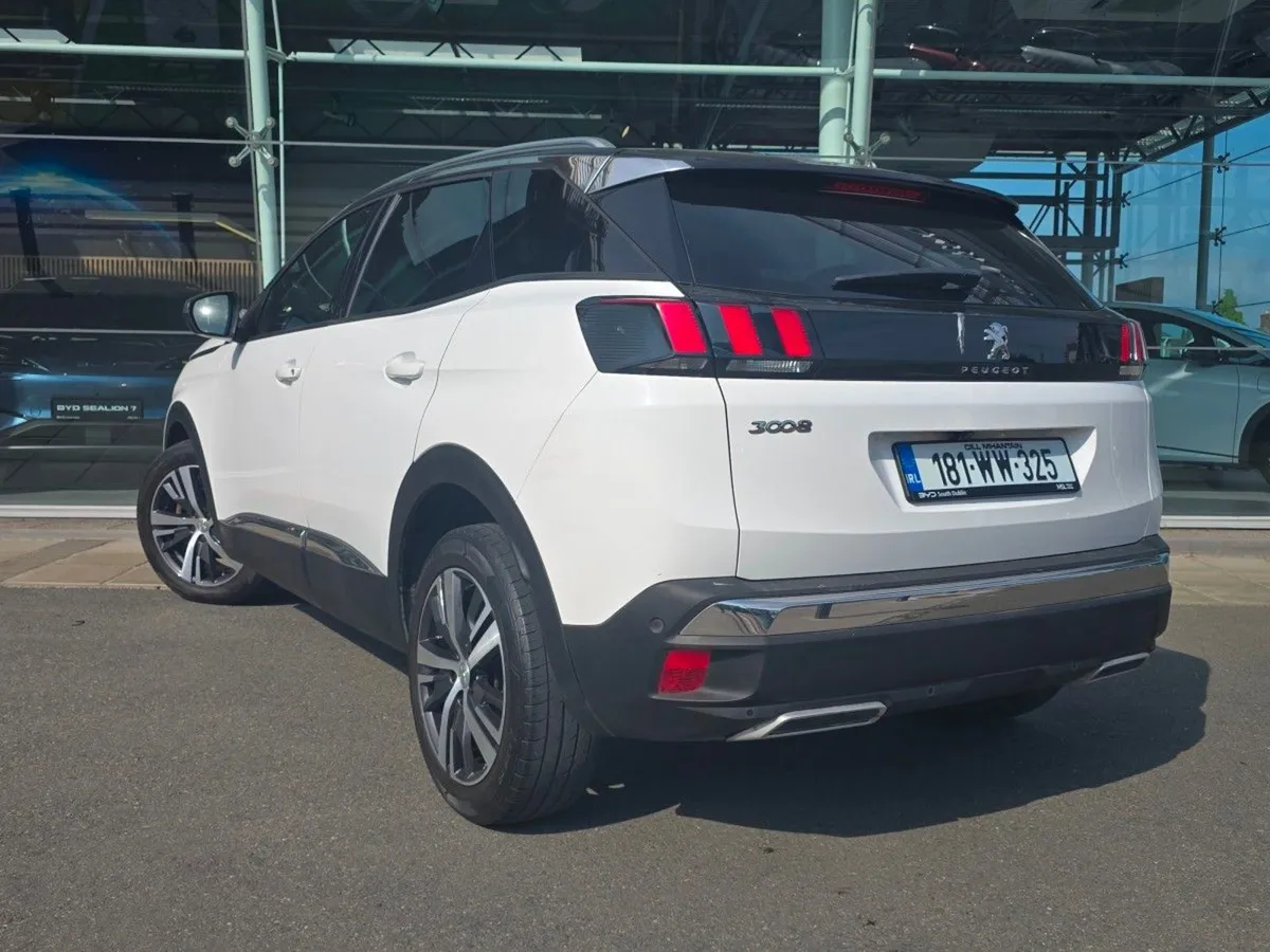 Peugeot 3008  deposit Taken 1.6 Bluehdi 120bhp Al - Image 4