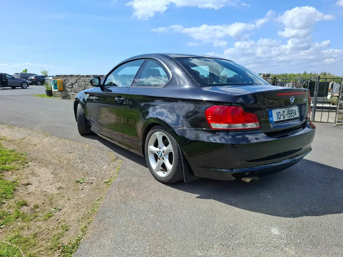 BMW 1-Series 2010 - Image 4
