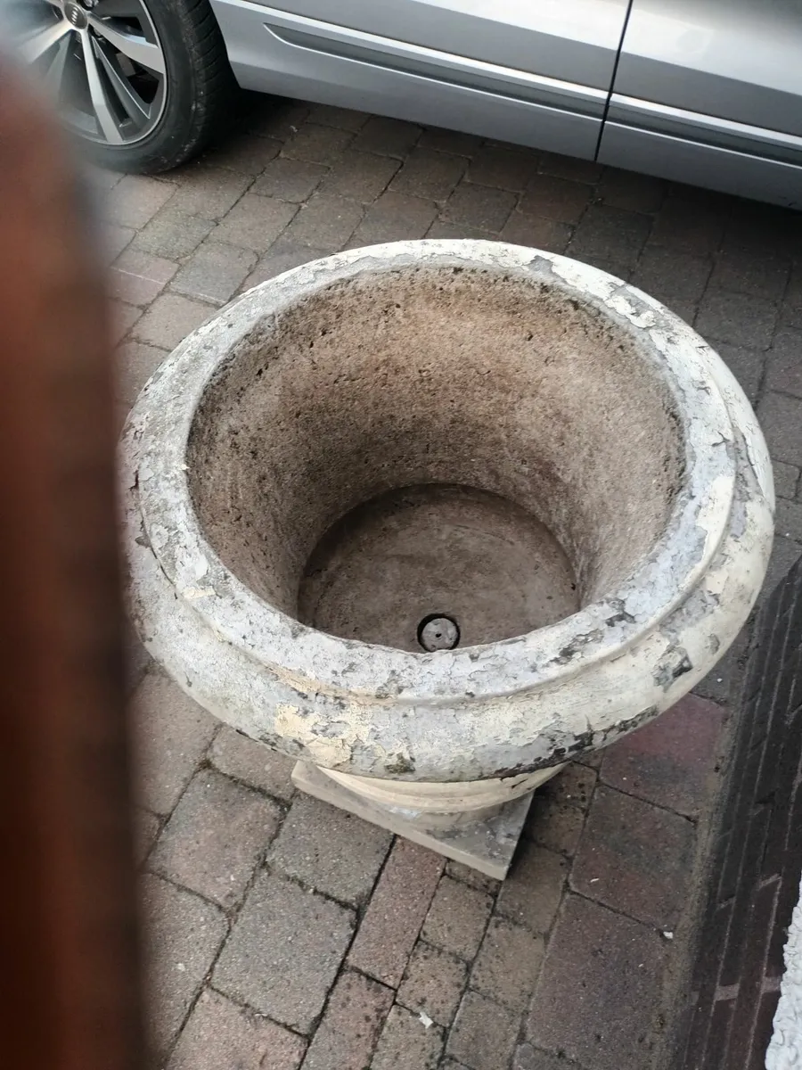Concrete Planter Urn - Image 3