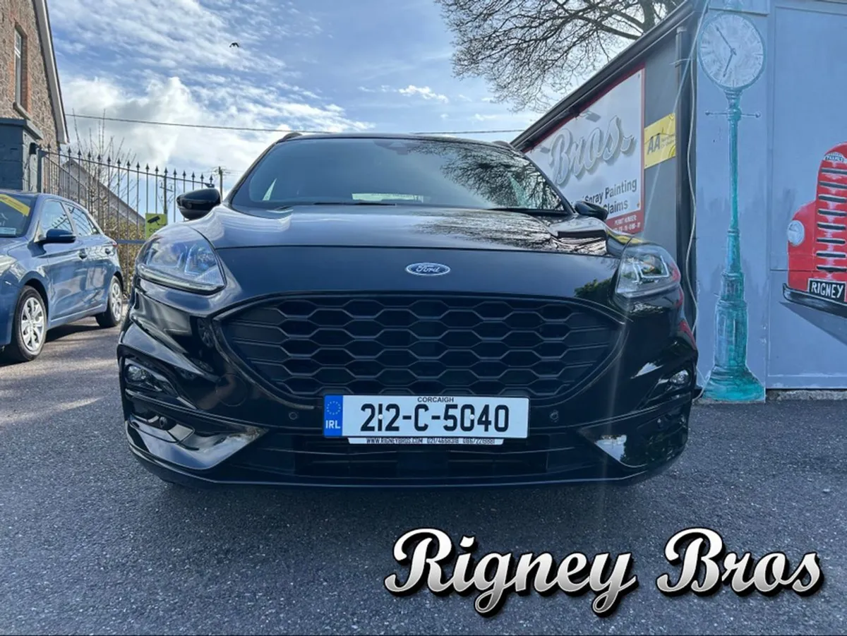 Ford Kuga St-line 5DR 1.5 TD 120 S6.2 M6 4DR - Image 2