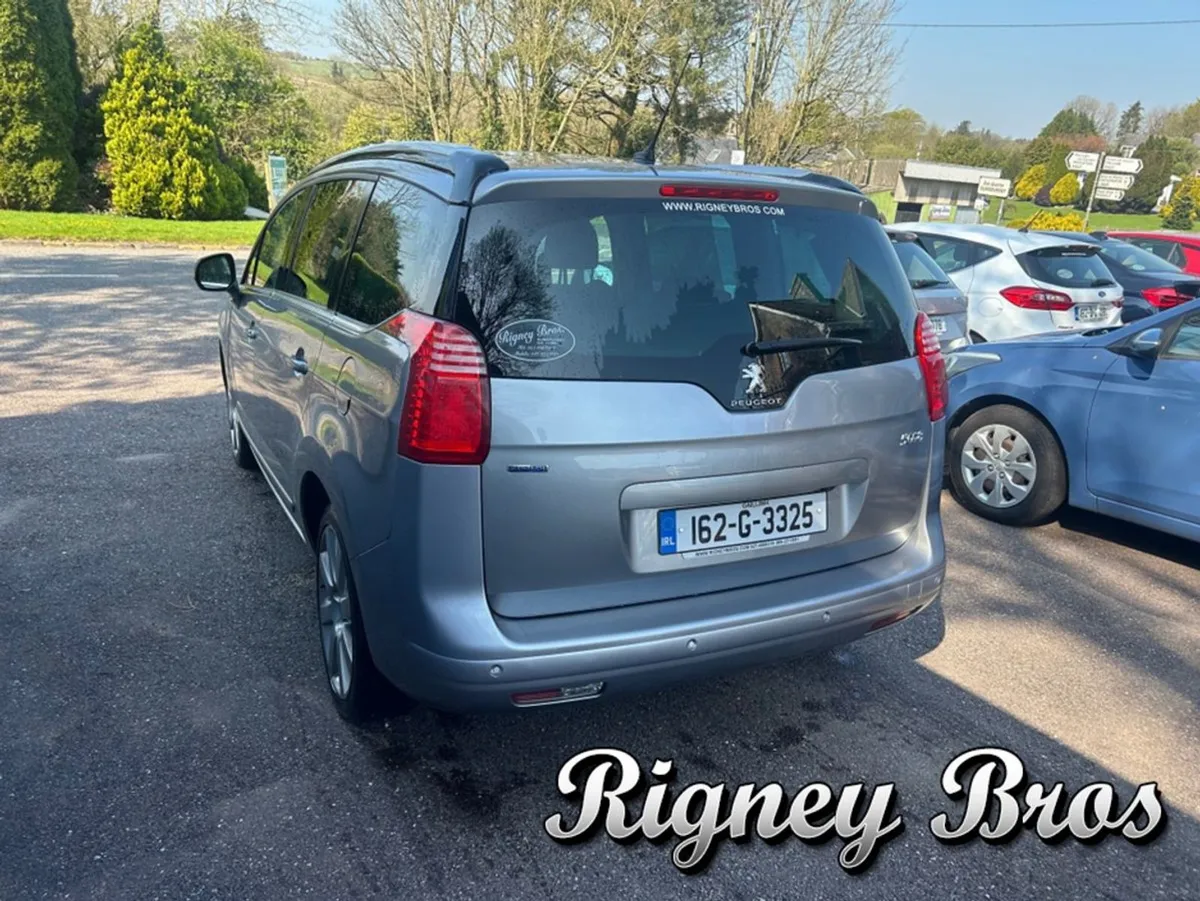 Peugeot 5008 1.6 HDI Blue 120 Allure Auto 5DR - Image 4