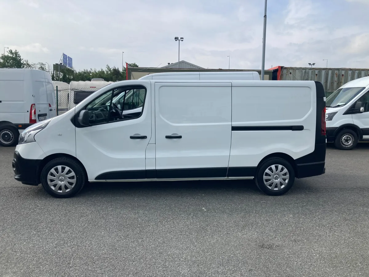 Renault Trafic 2021 - Image 4